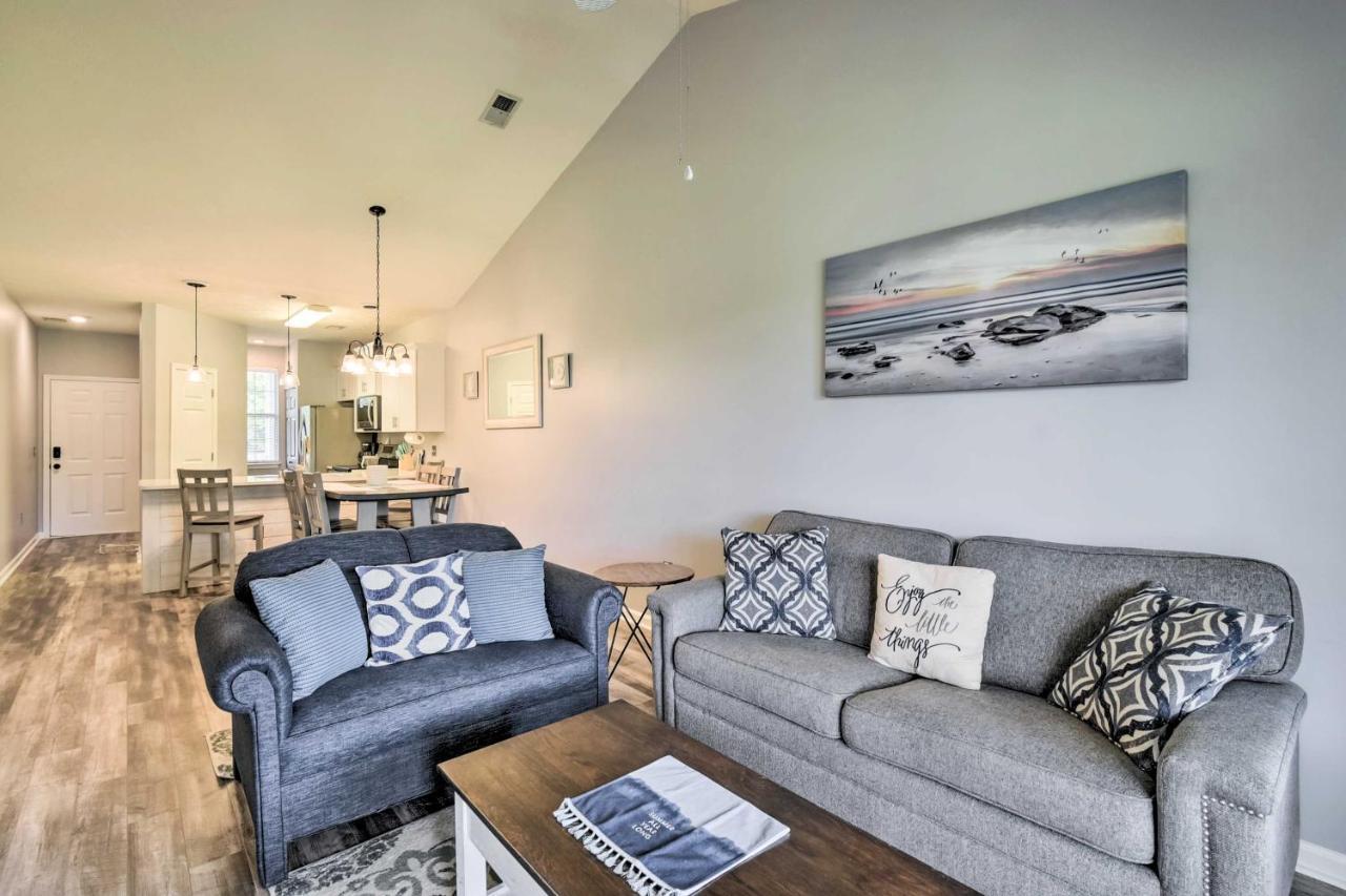 Lovely Myrtle Beach Condo With Community Pool! Exteriör bild